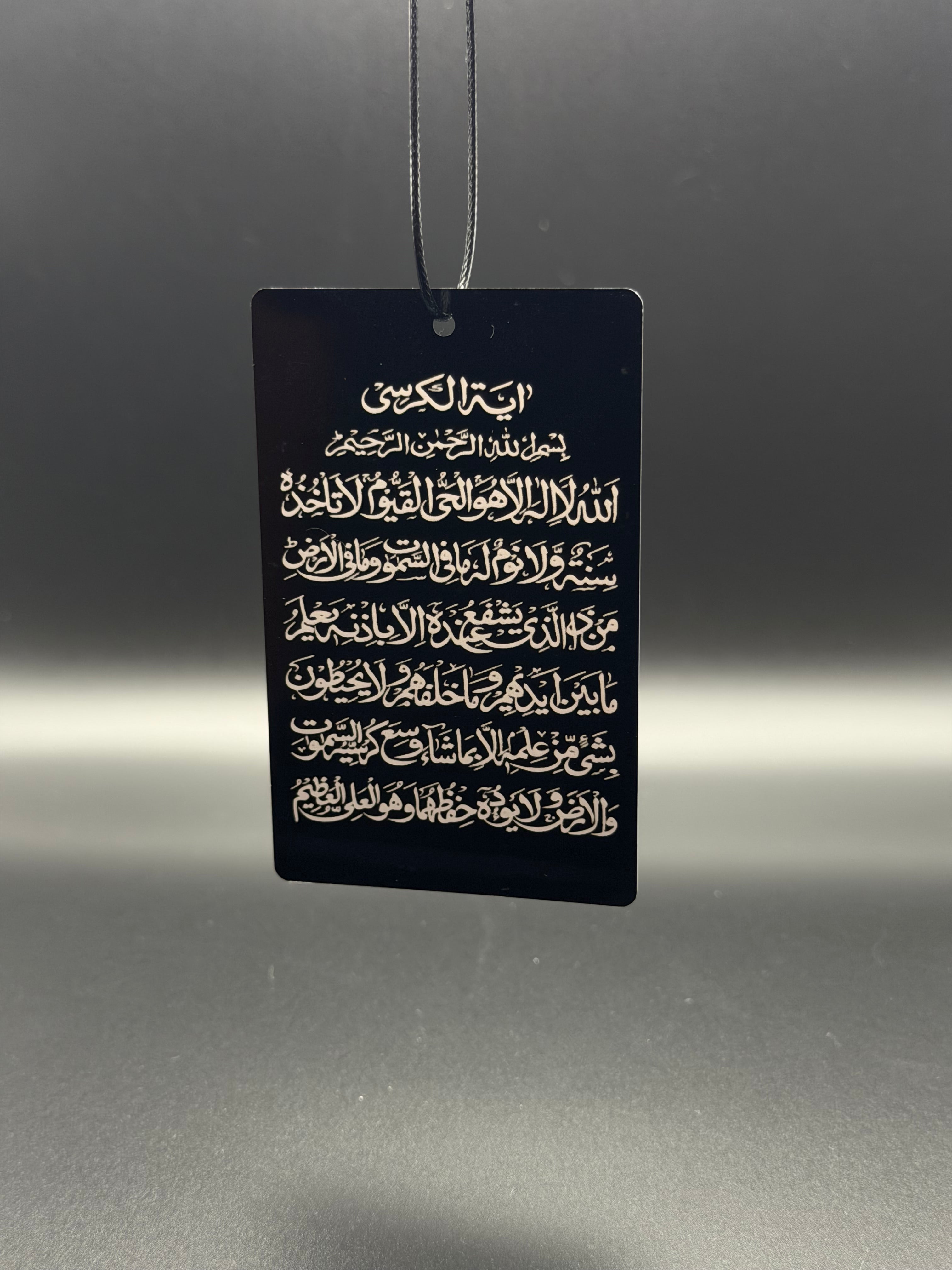 Personalisierter Auto-Anhänger mit Foto & Wunschtext – Individuell graviert aus Aluminium